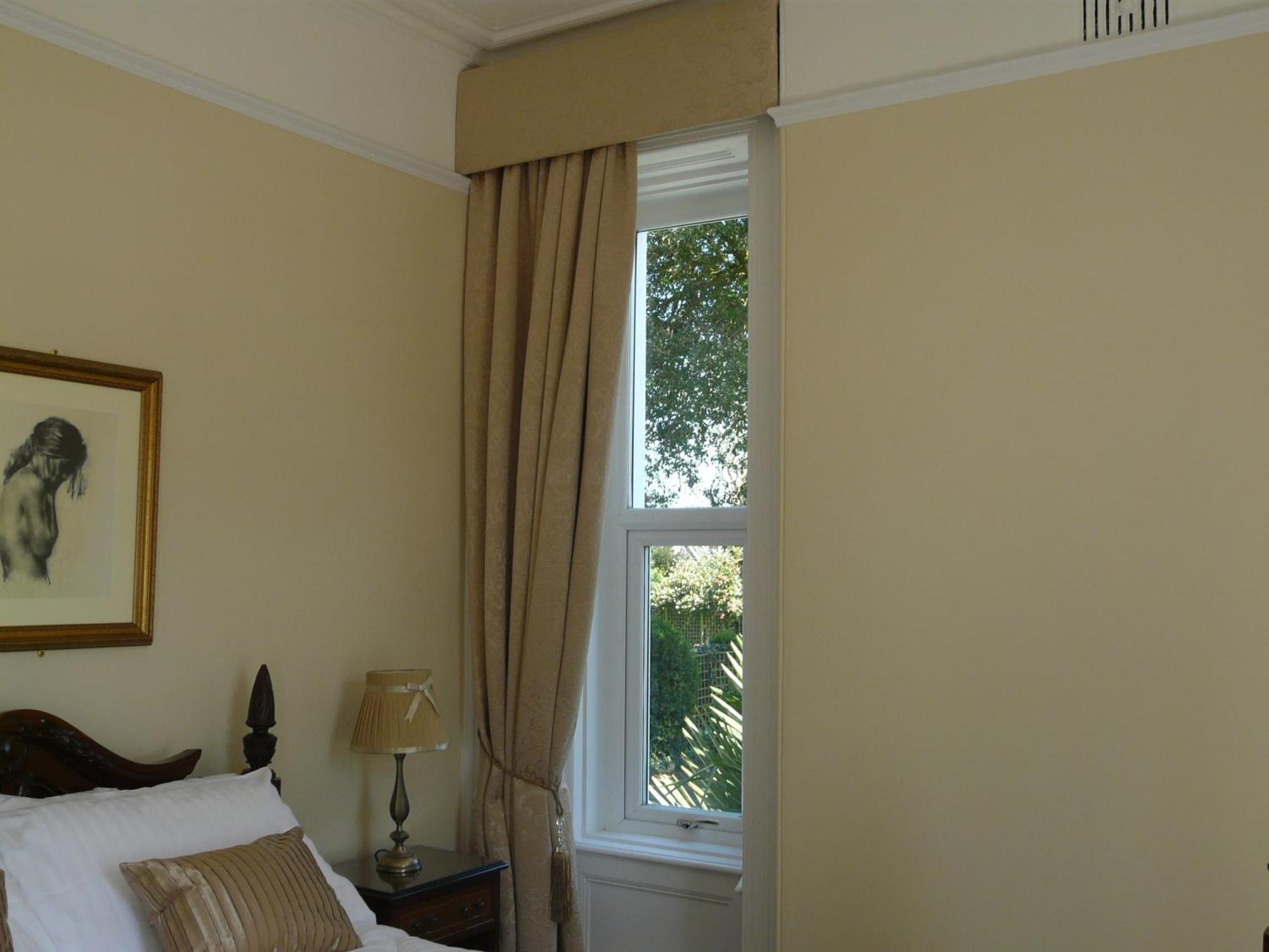 Pencubitt House Liskeard Room photo